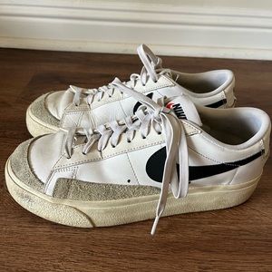 Nike platform blazers (obviously worn) size 7.5